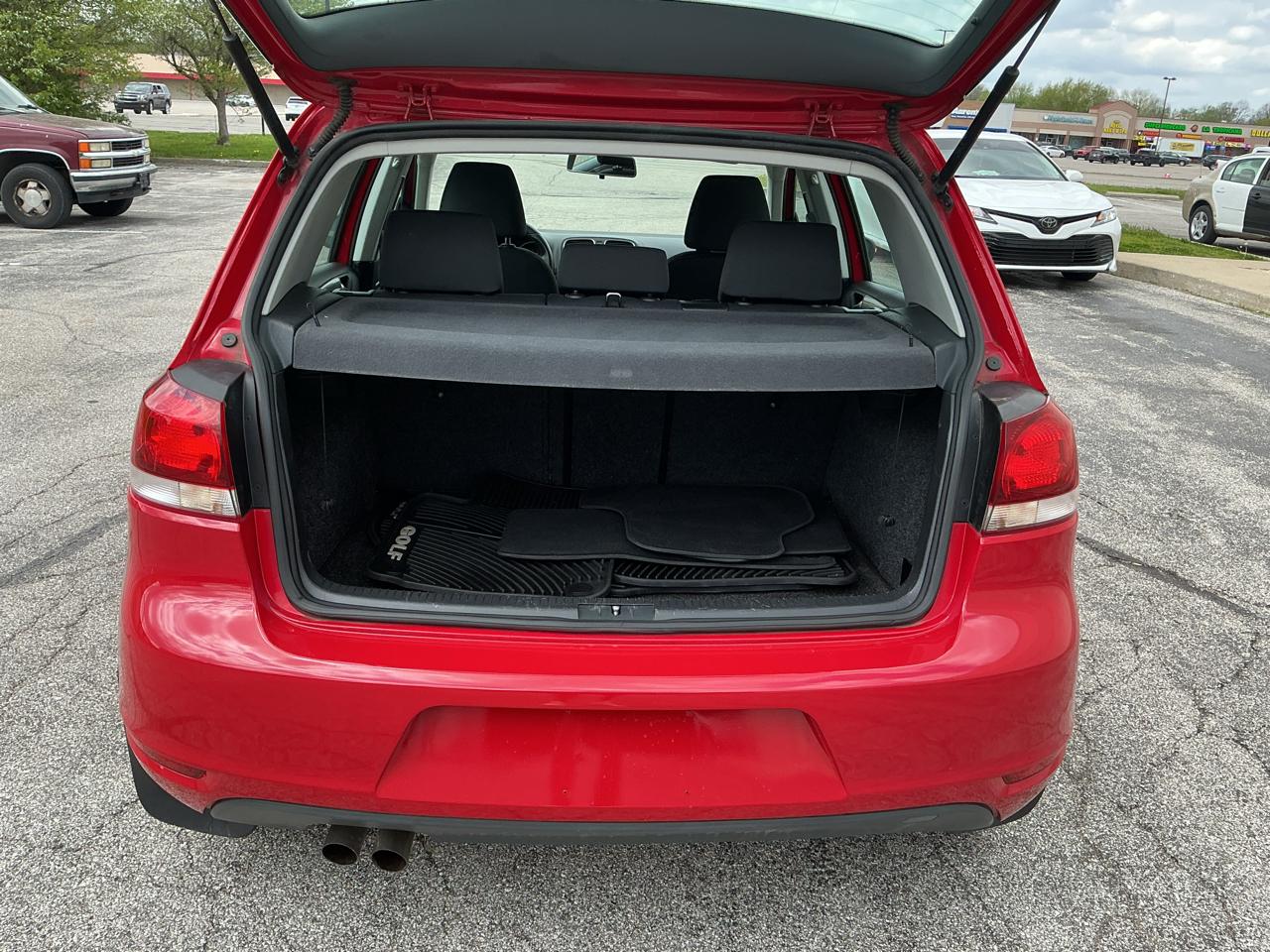 Volkswagen Golf 2.5L Conv & Sunroof 4 Door PZEV 2013