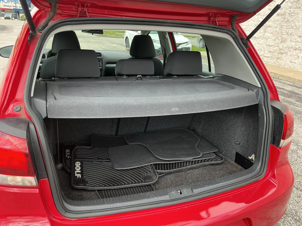 Volkswagen Golf 2.5L Conv & Sunroof 4 Door PZEV 2013