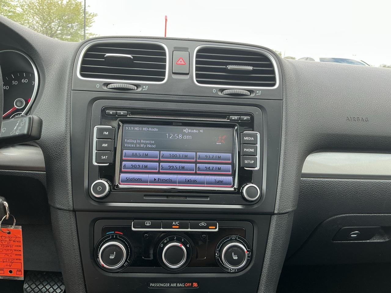 Volkswagen Golf 2.5L Conv & Sunroof 4 Door PZEV 2013