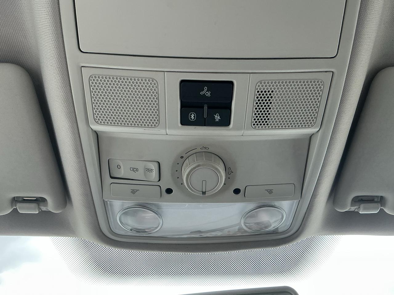 Volkswagen Golf 2.5L Conv & Sunroof 4 Door PZEV 2013