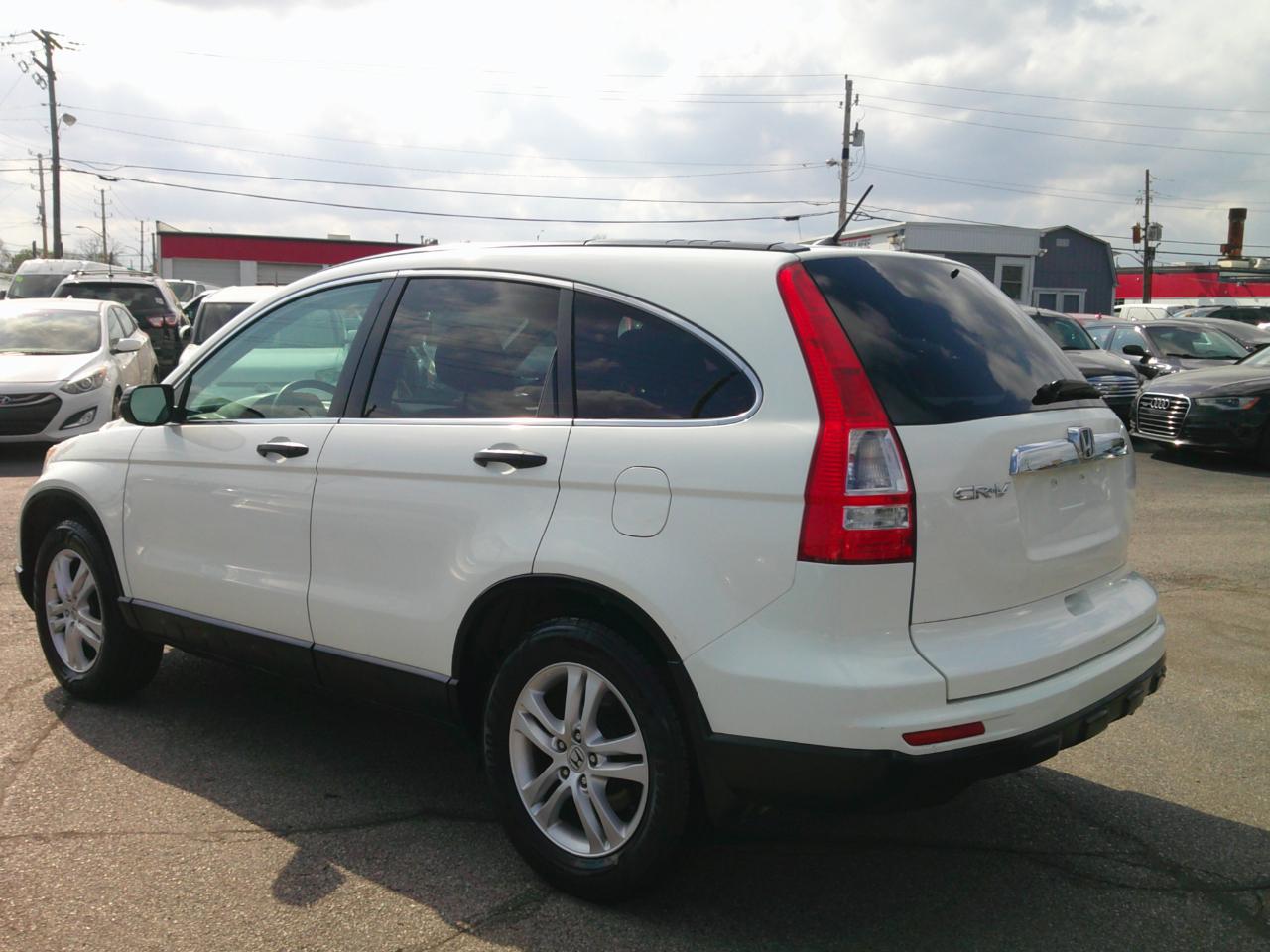 Honda CR-V EX 2WD 5-Speed AT 2011