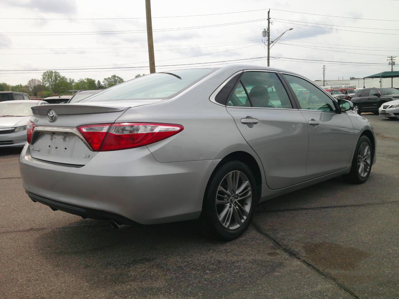 Toyota Camry SE 2015