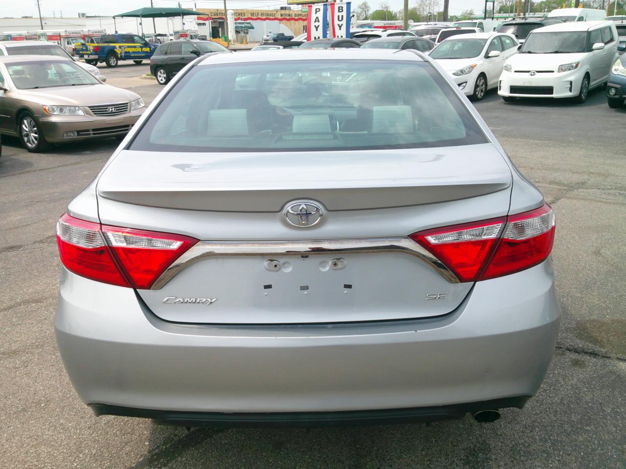 Toyota Camry SE 2015