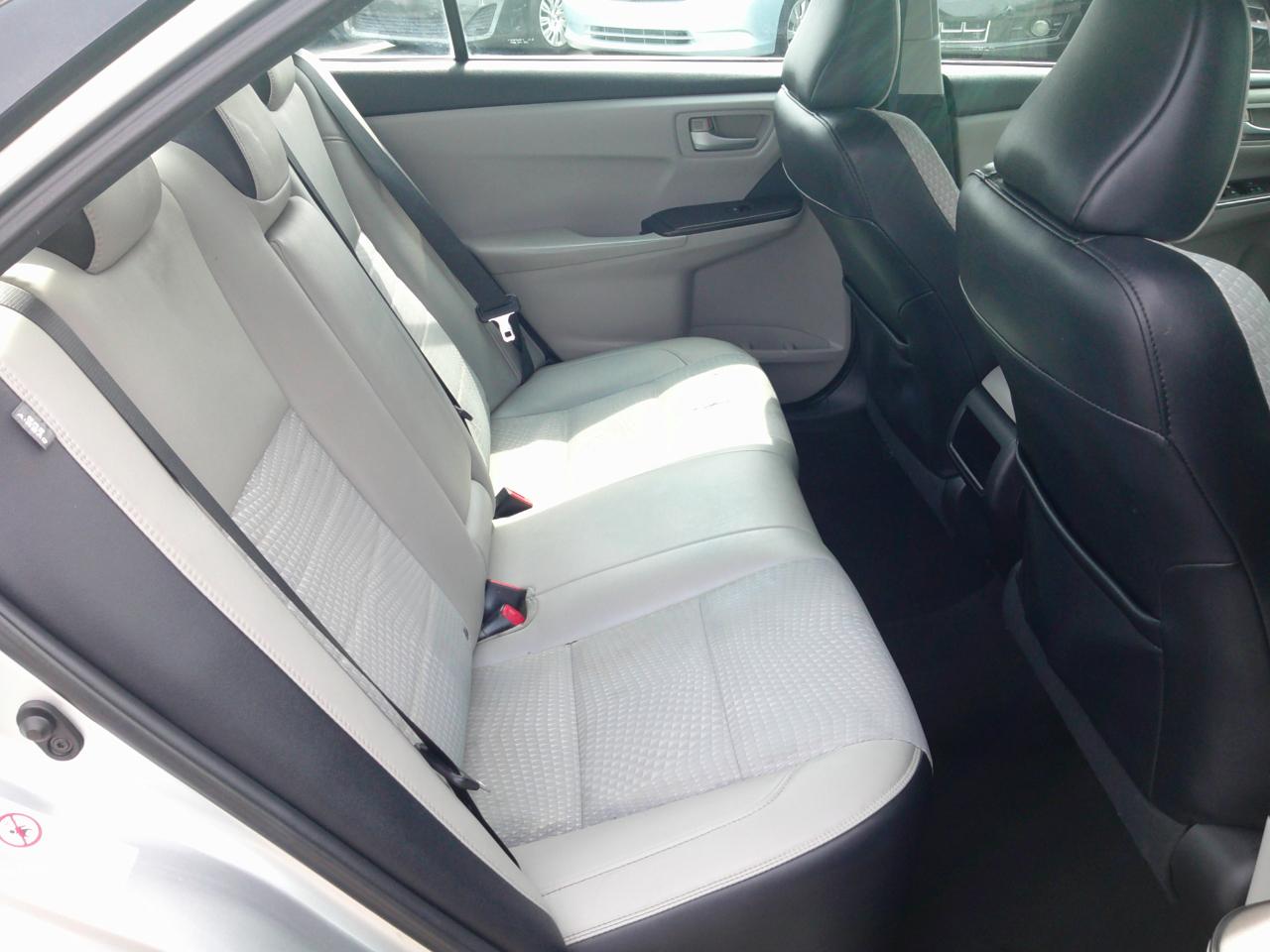 Toyota Camry SE 2015