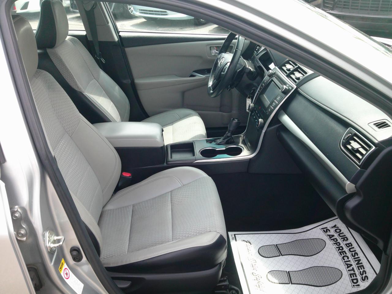 Toyota Camry SE 2015