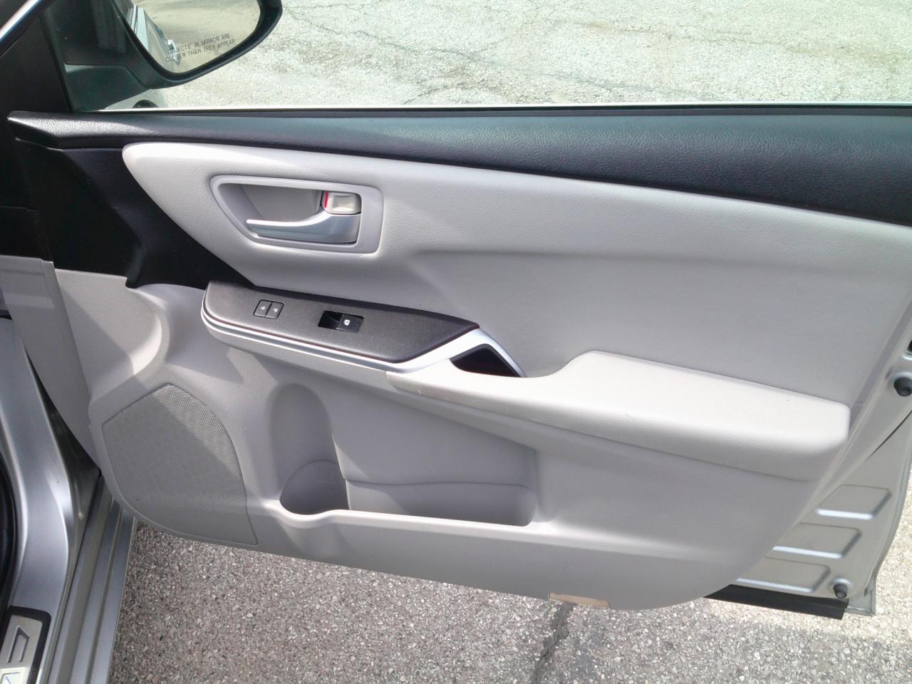 Toyota Camry SE 2015