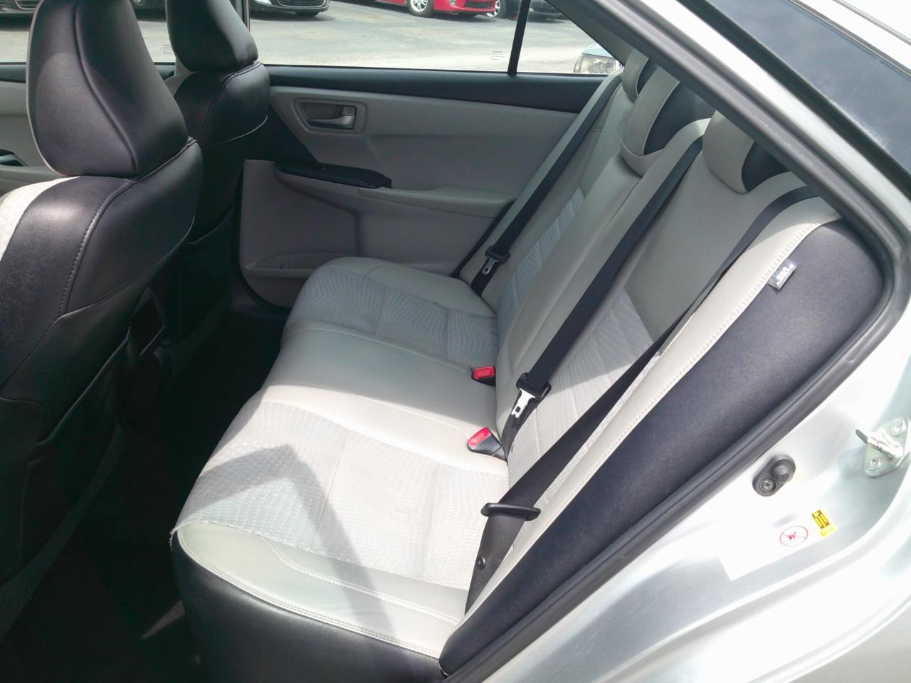 Toyota Camry SE 2015