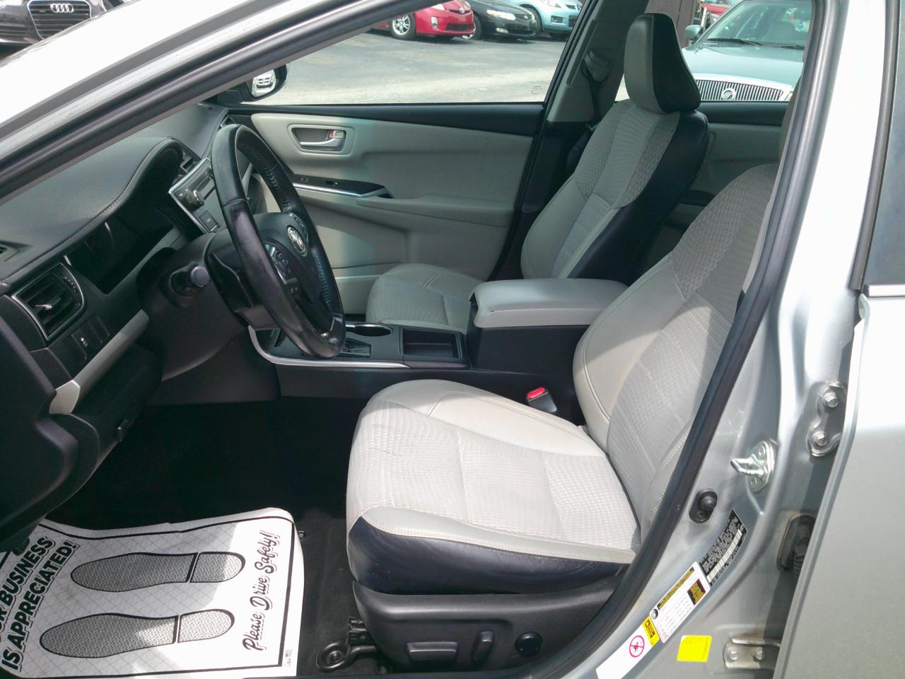 Toyota Camry SE 2015