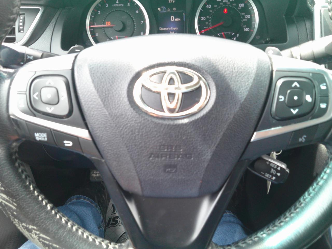 Toyota Camry SE 2015