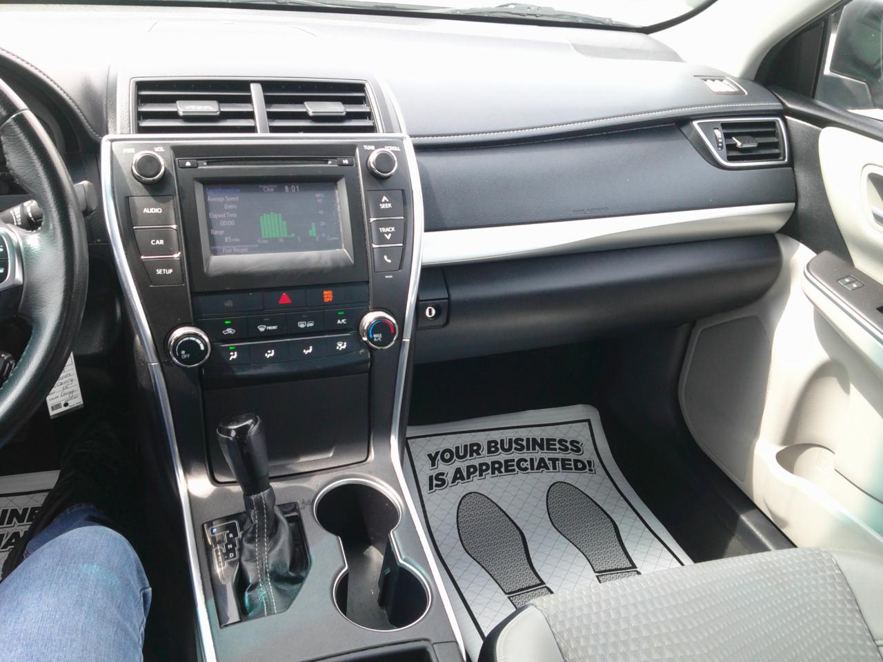 Toyota Camry SE 2015
