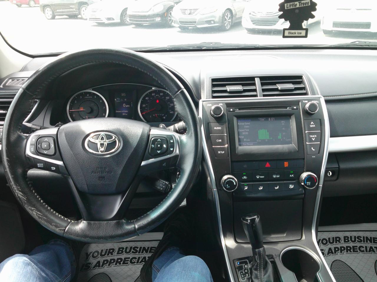 Toyota Camry SE 2015