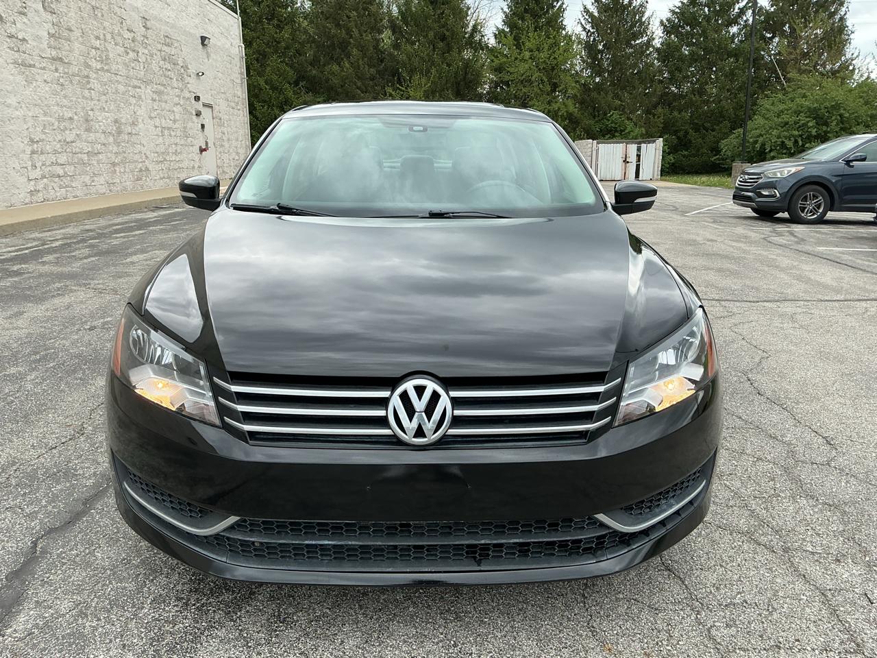 Volkswagen Passat 2.5L SE AT 2013