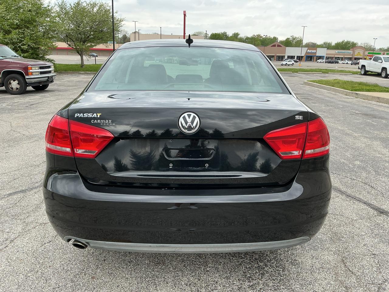 Volkswagen Passat 2.5L SE AT 2013