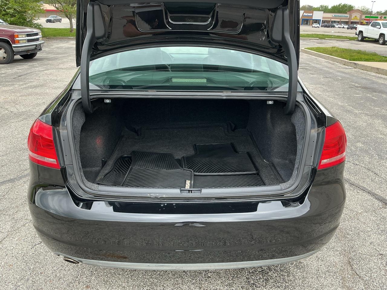 Volkswagen Passat 2.5L SE AT 2013