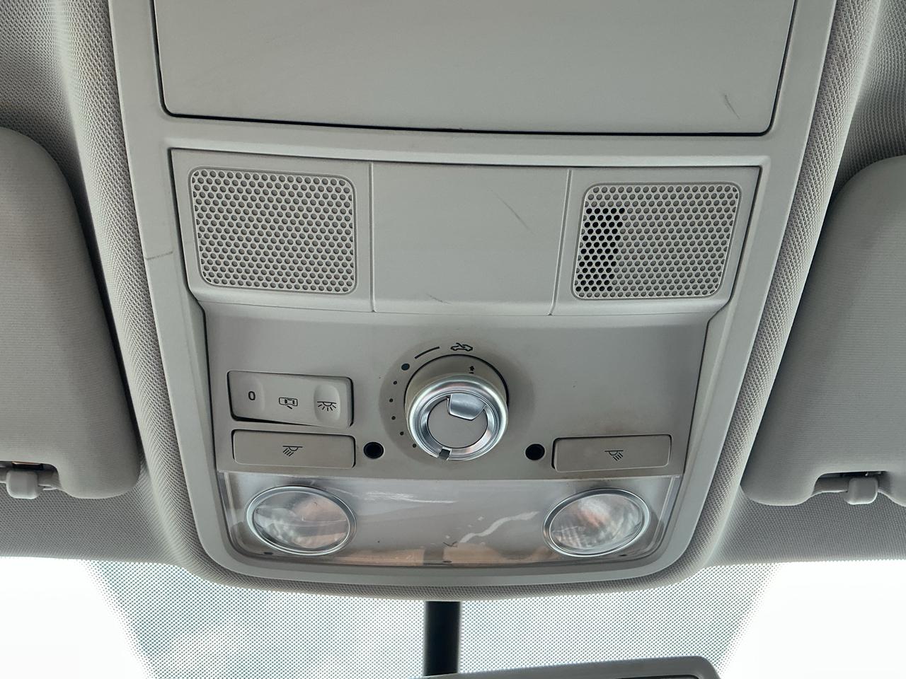 Volkswagen Passat 2.5L SE AT 2013