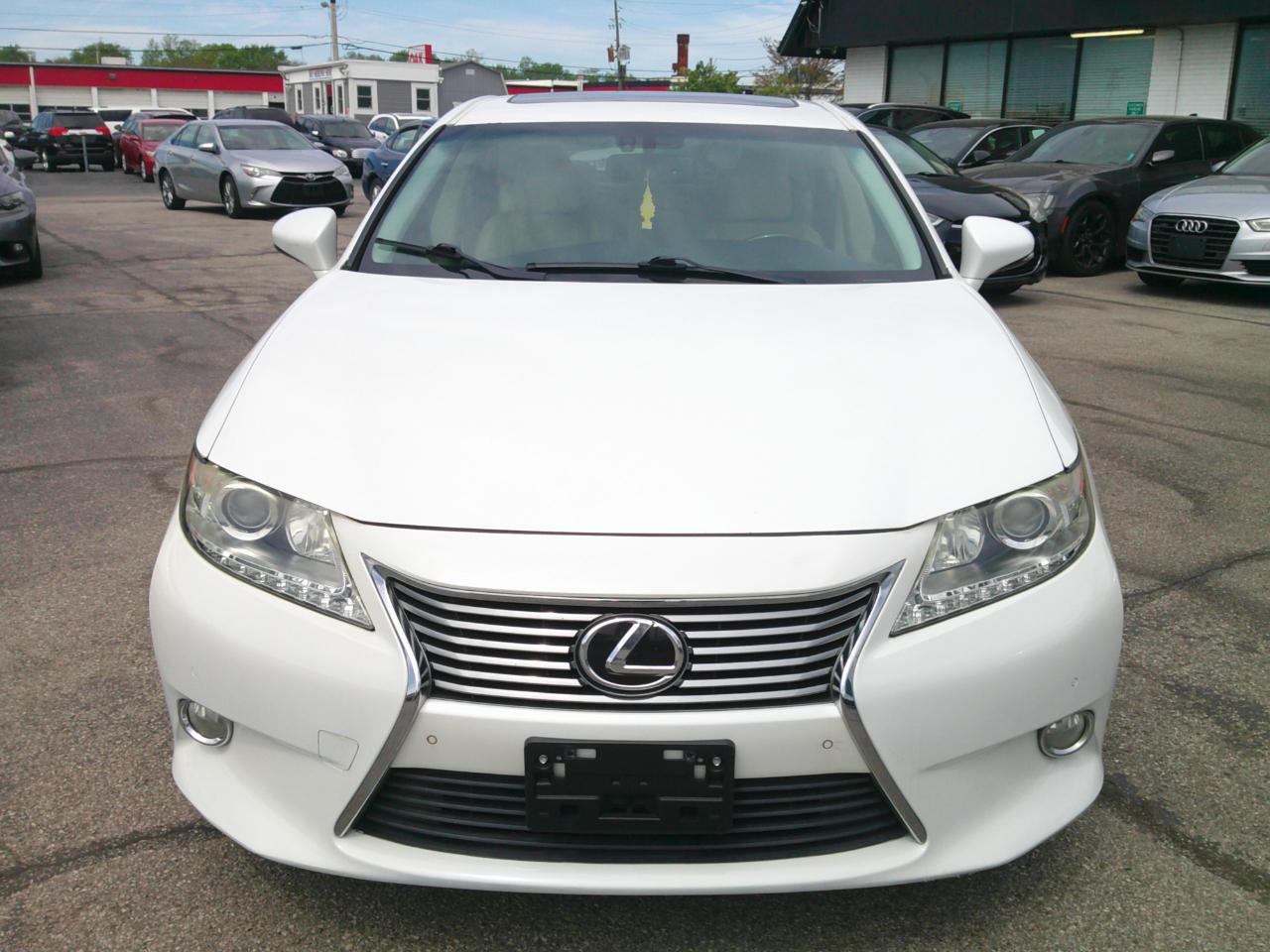 Lexus ES 350 Sedan 2013