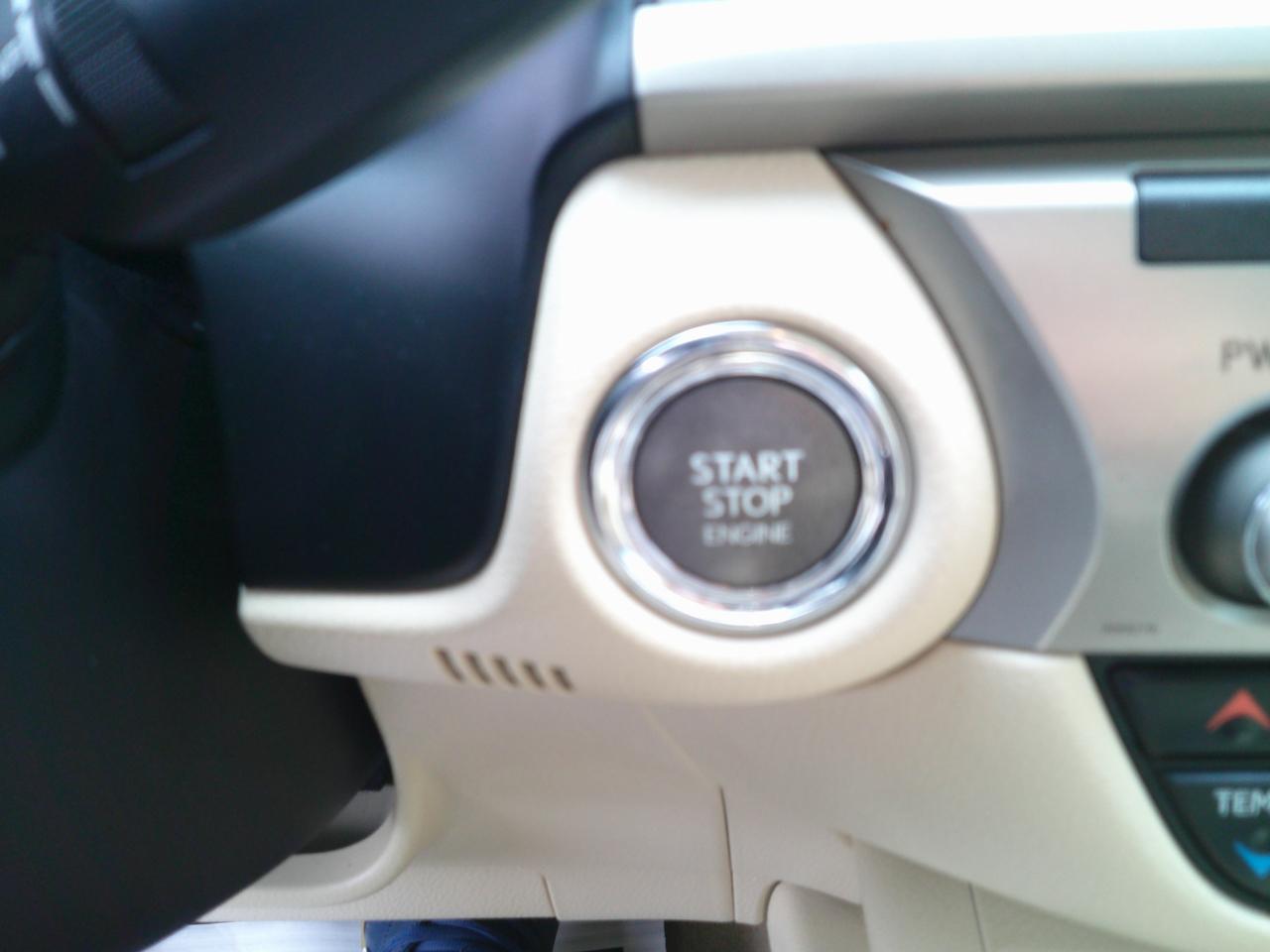 Lexus ES 350 Sedan 2013