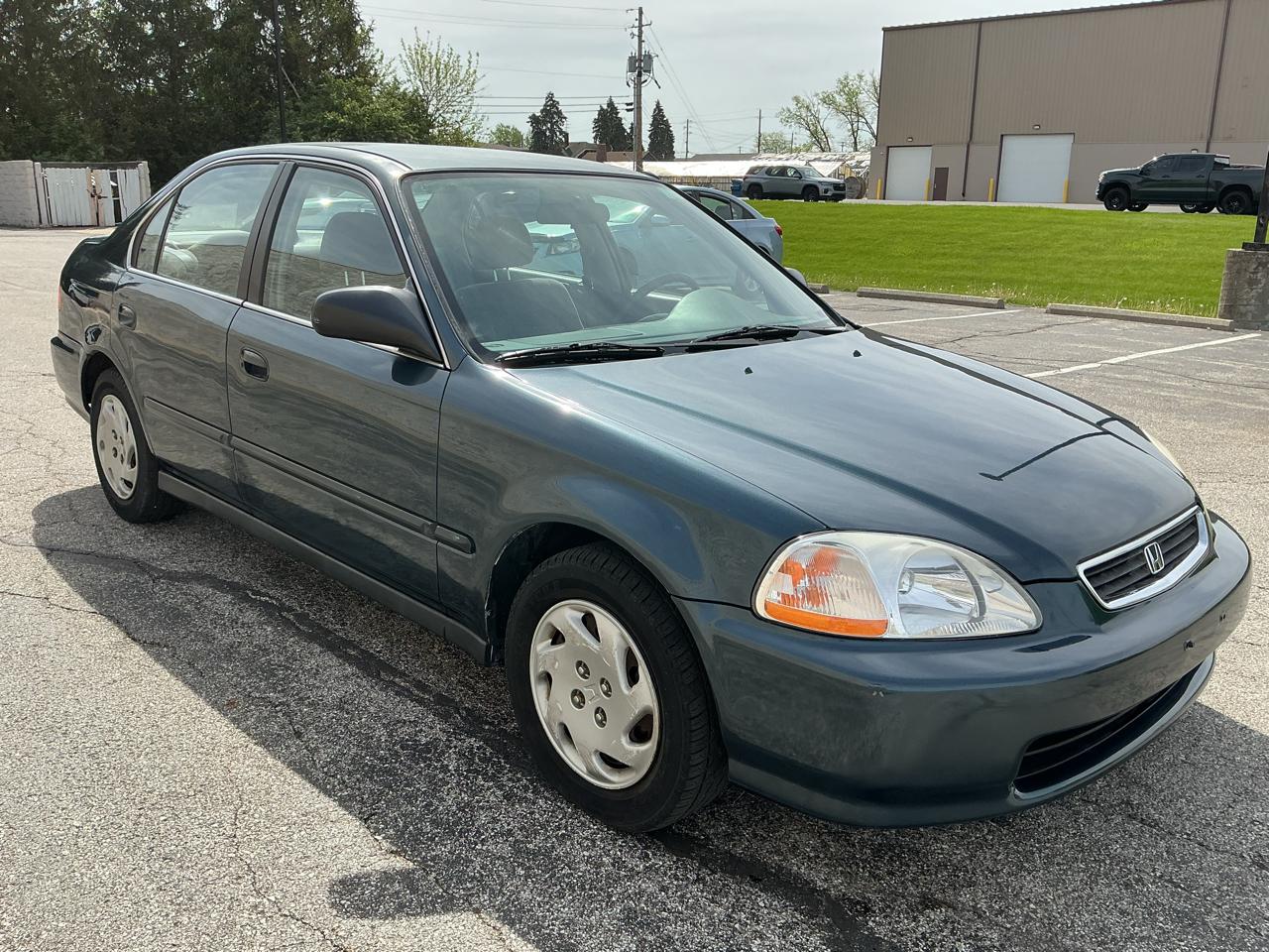Honda Civic LX sedan 1997
