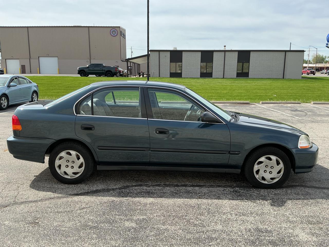 Honda Civic LX sedan 1997