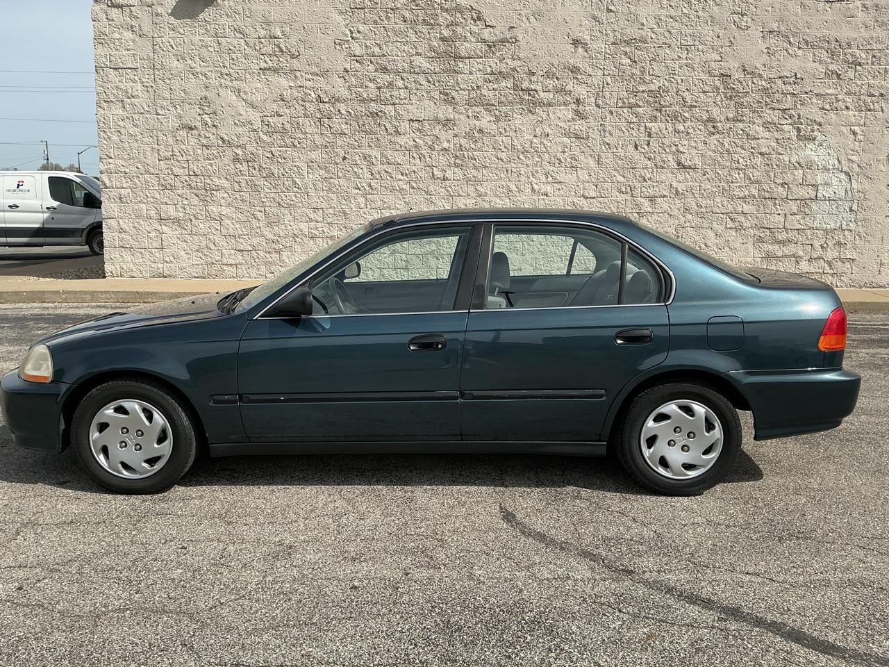 Honda Civic LX sedan 1997