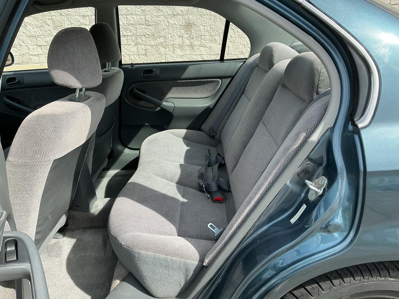 Honda Civic LX sedan 1997