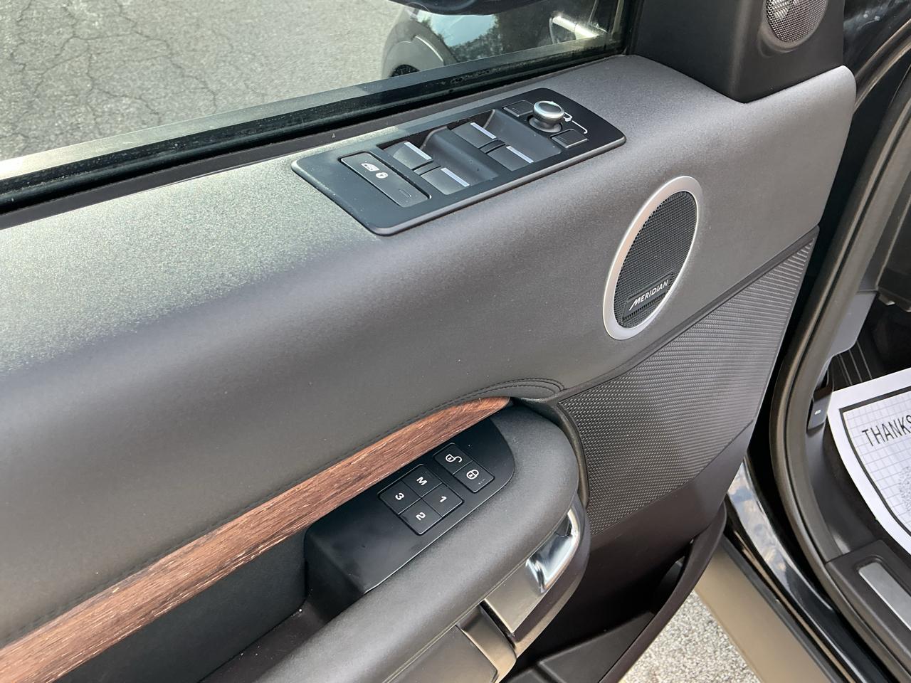 Land Rover Discovery HSE 2017