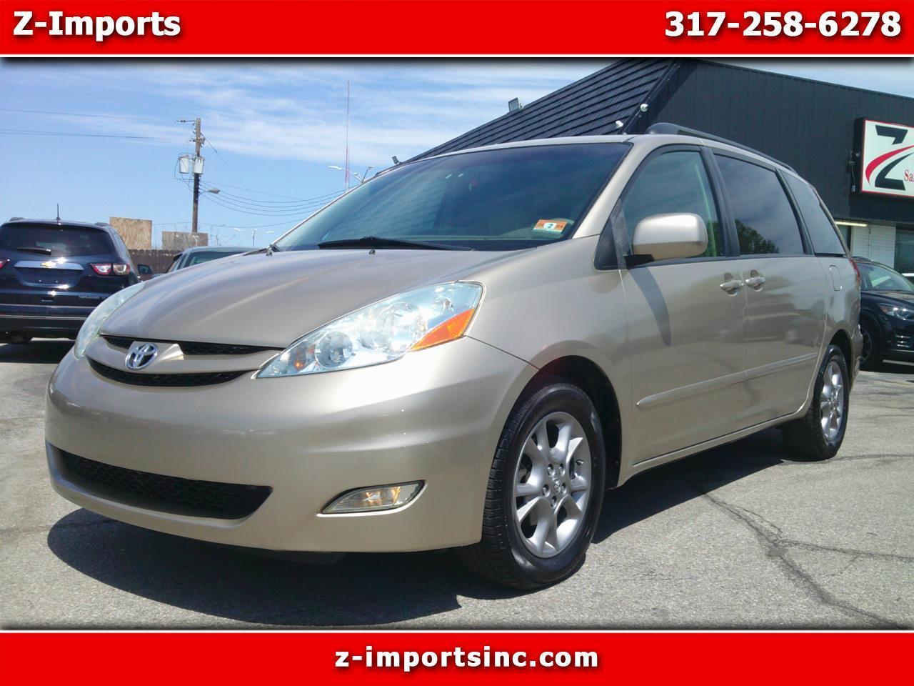 Toyota Sienna XLE 2006