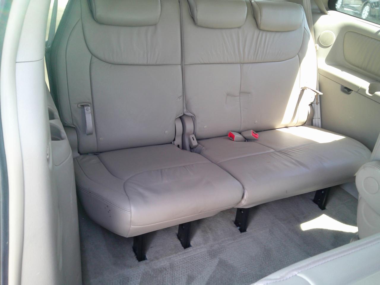 Toyota Sienna XLE 2006