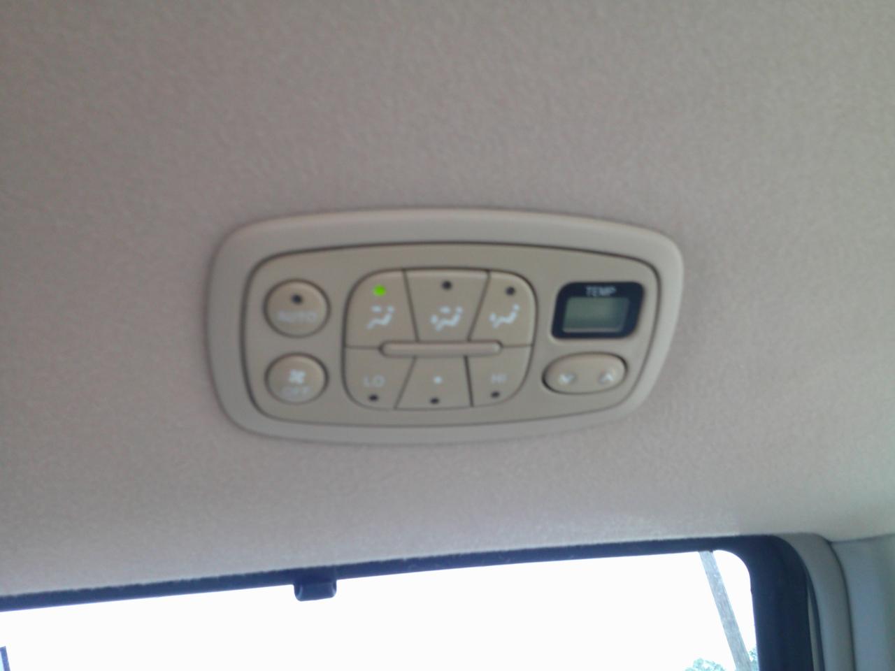 Toyota Sienna XLE 2006