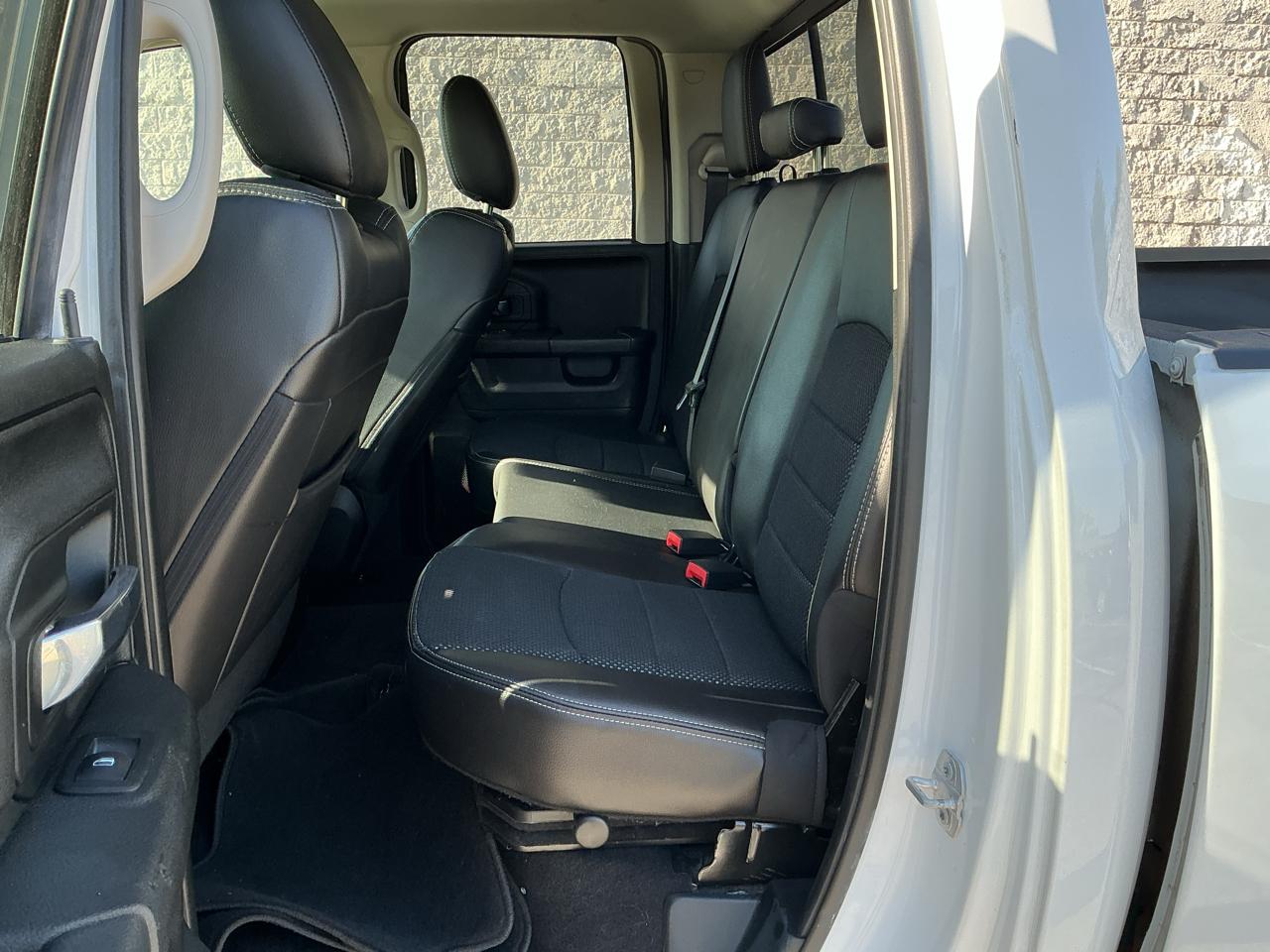 RAM 1500 Sport Quad Cab 4WD 2016