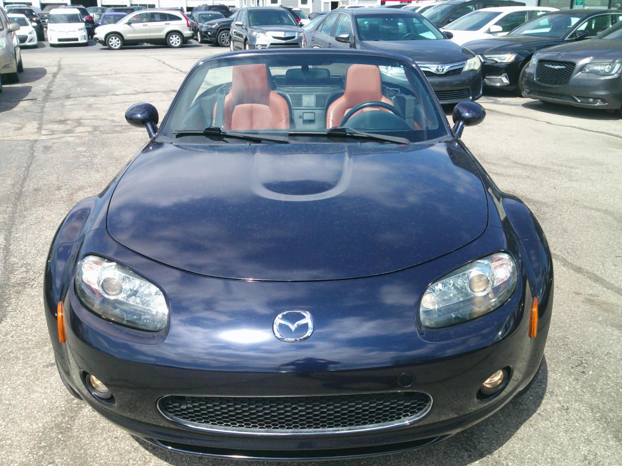 Mazda MX-5 Miata Touring Power Retractable Hardtop 2008