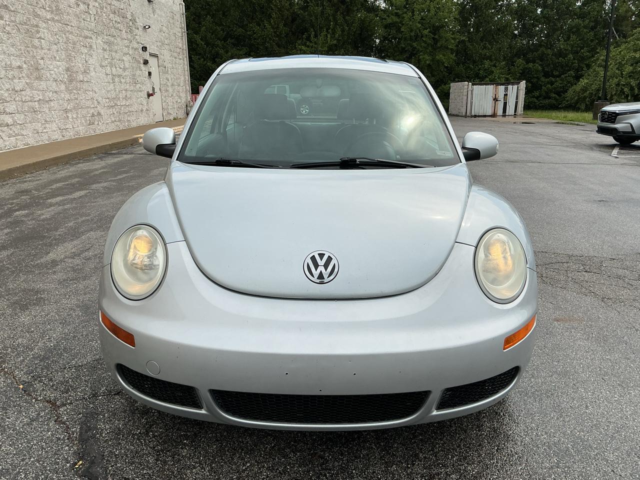 Volkswagen New Beetle S PZEV 2008