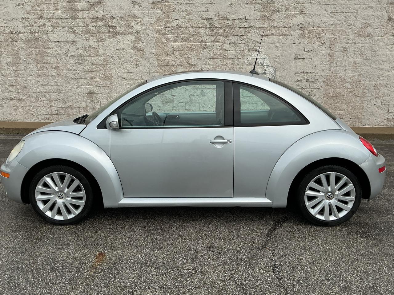 Volkswagen New Beetle S PZEV 2008