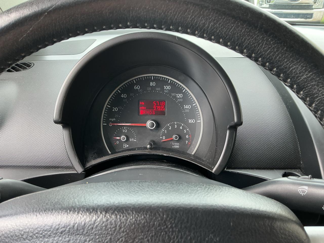 Volkswagen New Beetle S PZEV 2008