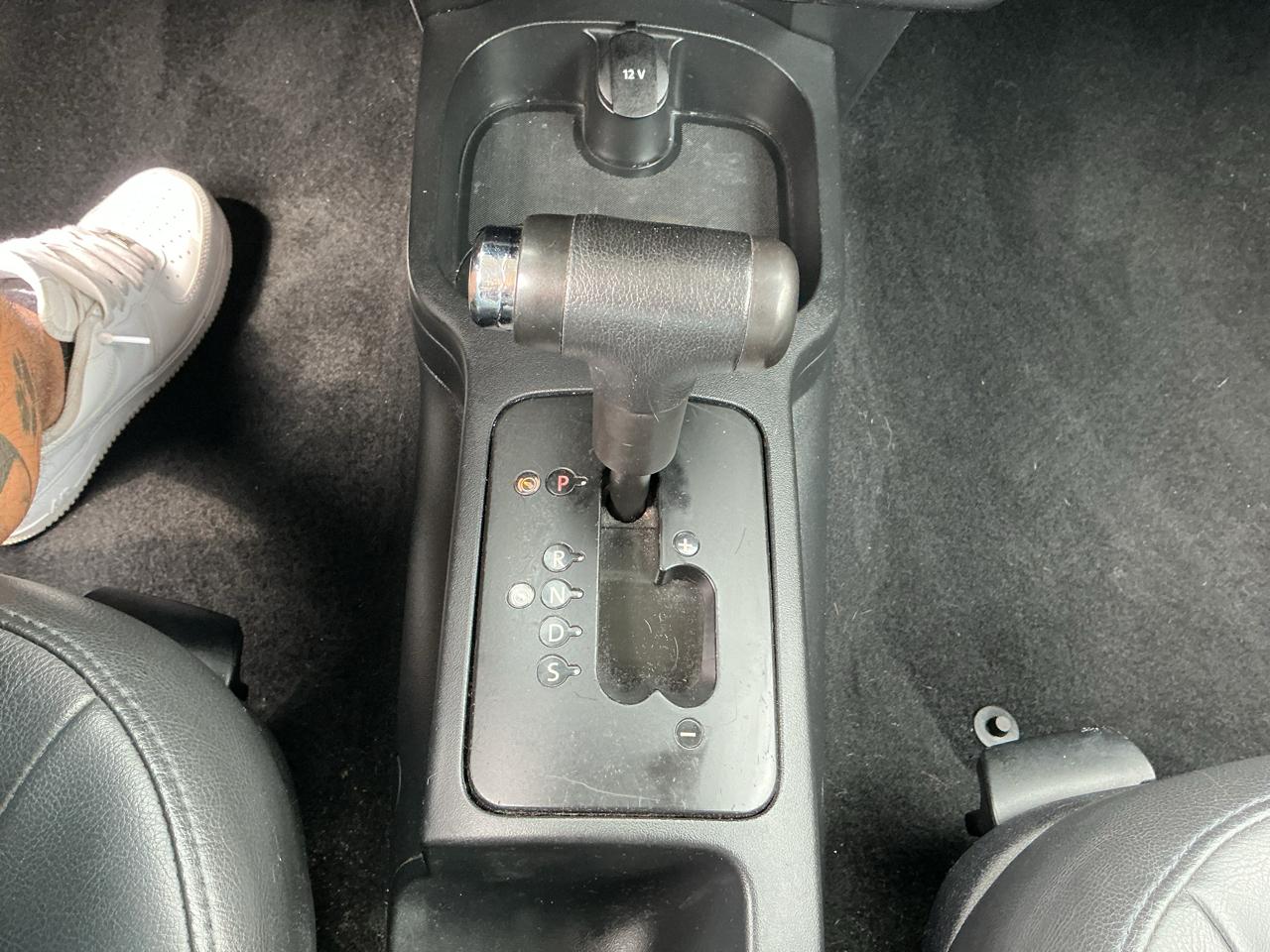 Volkswagen New Beetle S PZEV 2008