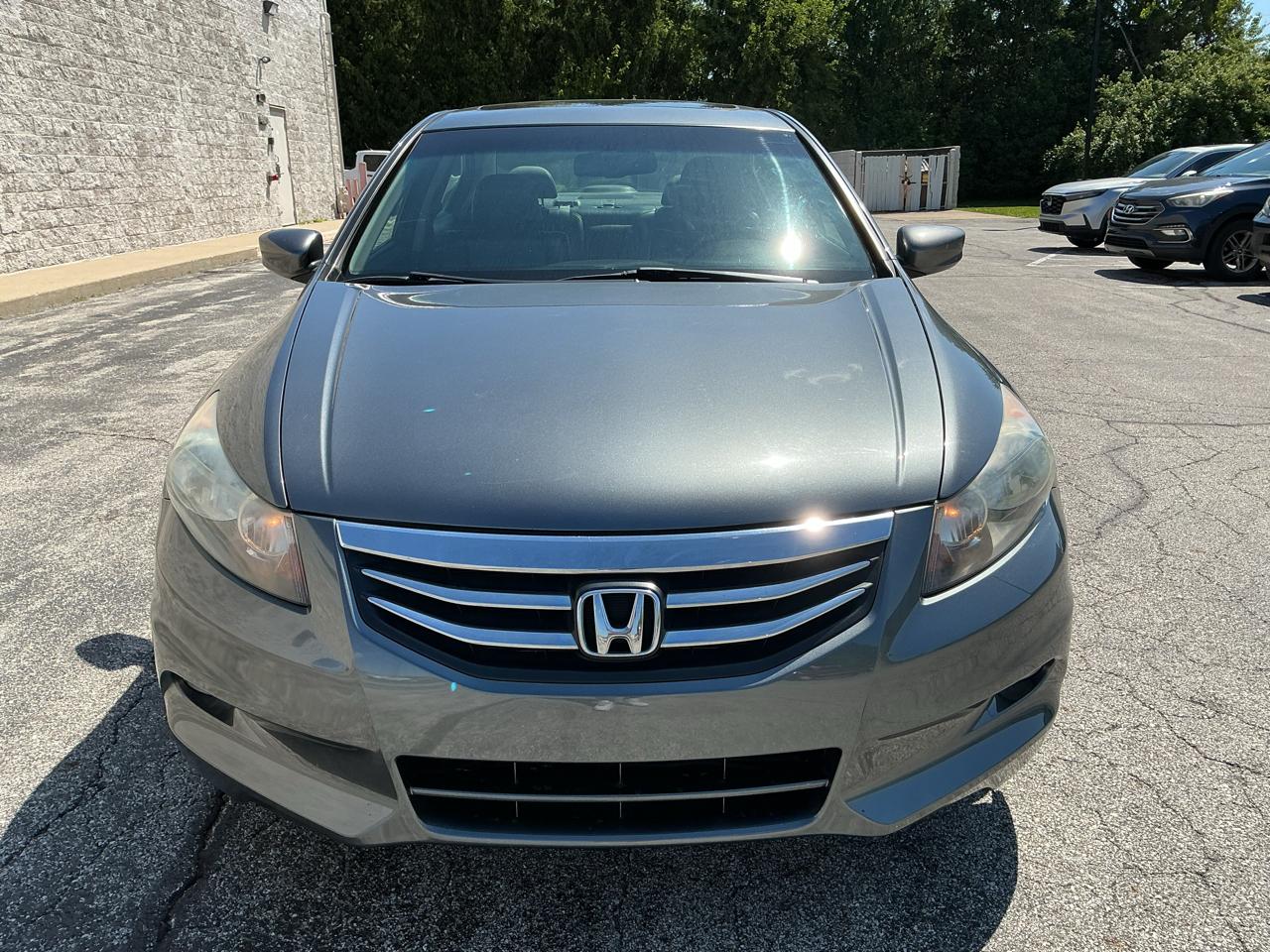 Honda Accord EX-L V-6 Sedan AT 2011