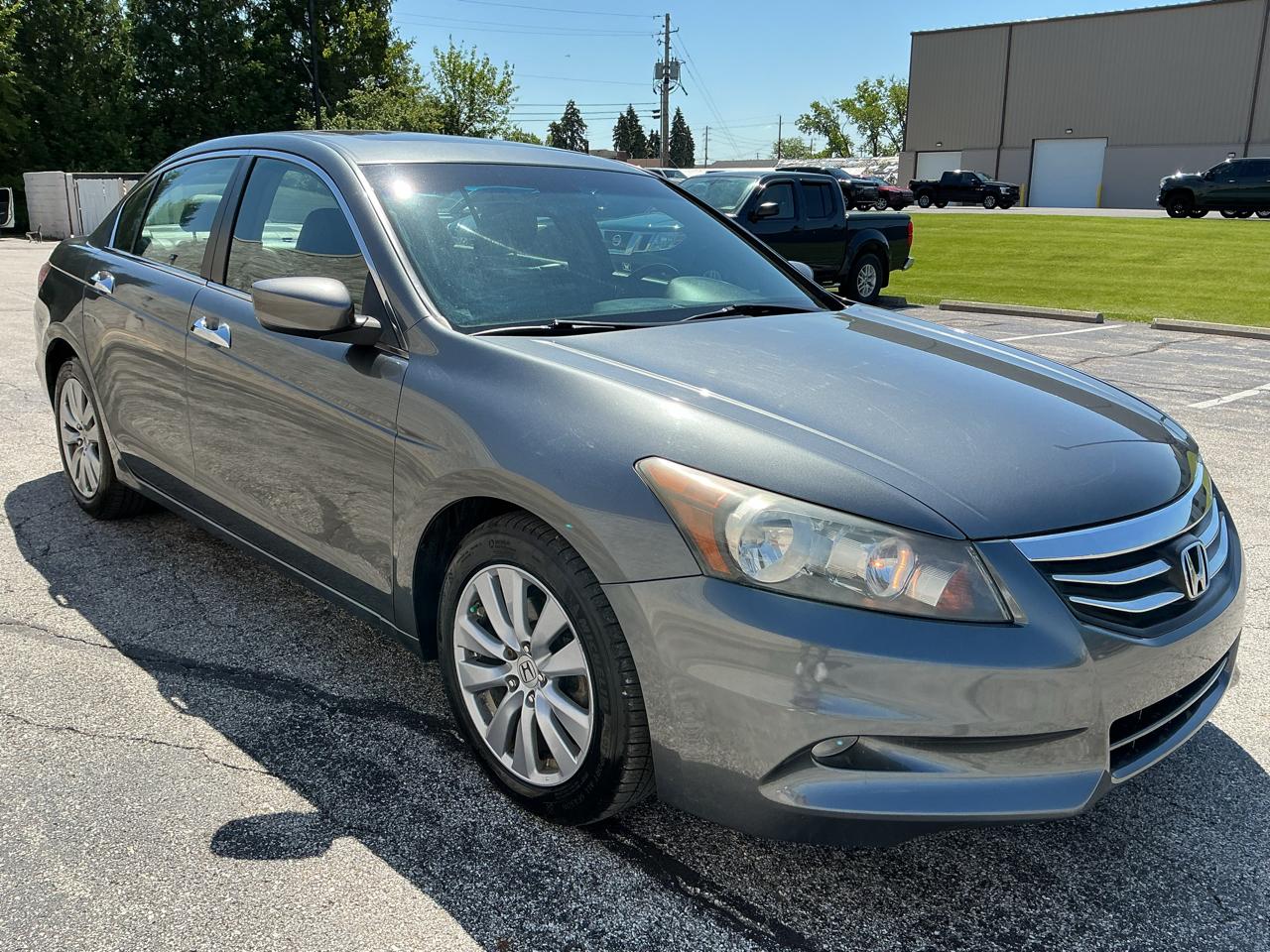 Honda Accord EX-L V-6 Sedan AT 2011