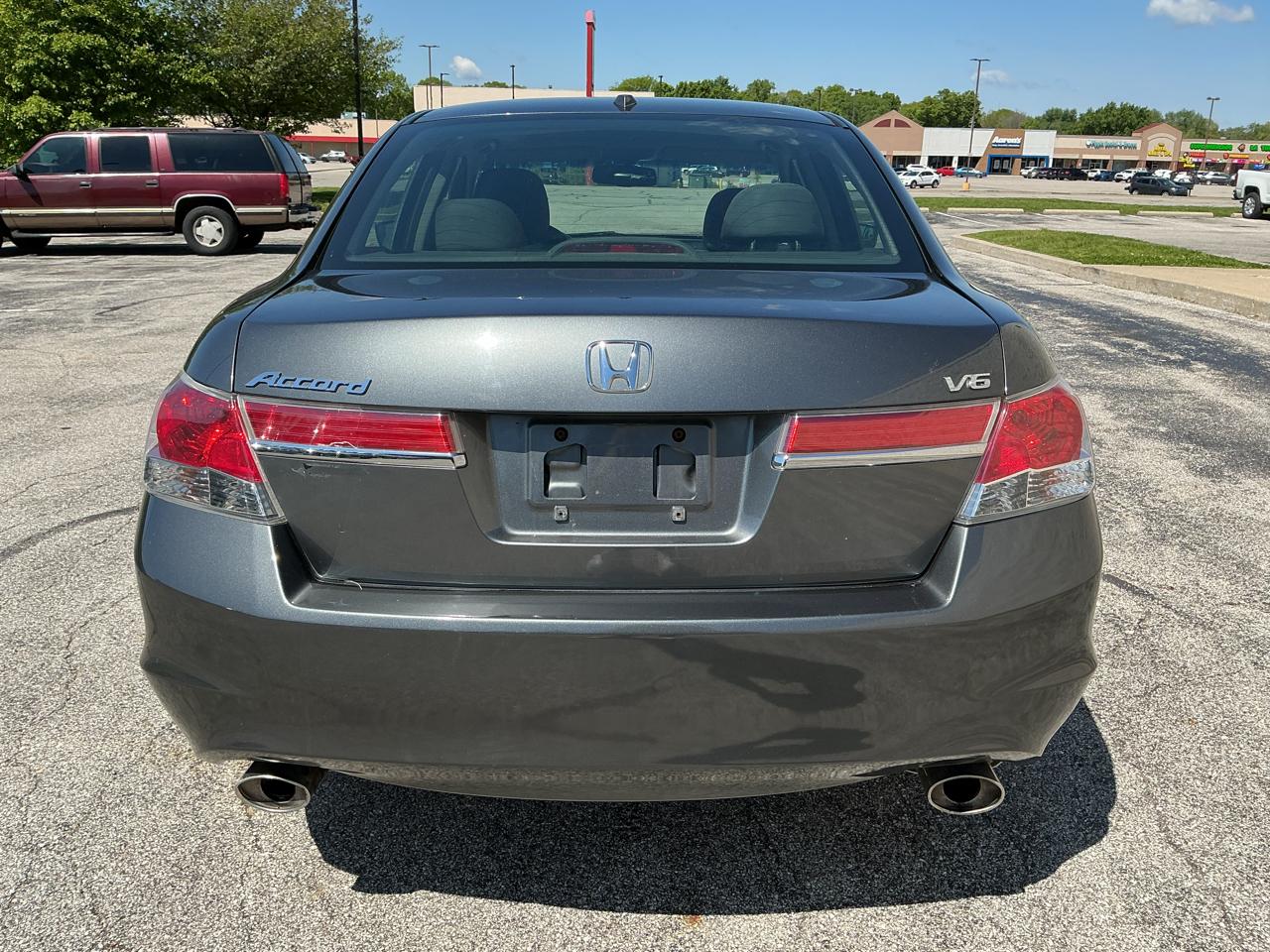 Honda Accord EX-L V-6 Sedan AT 2011