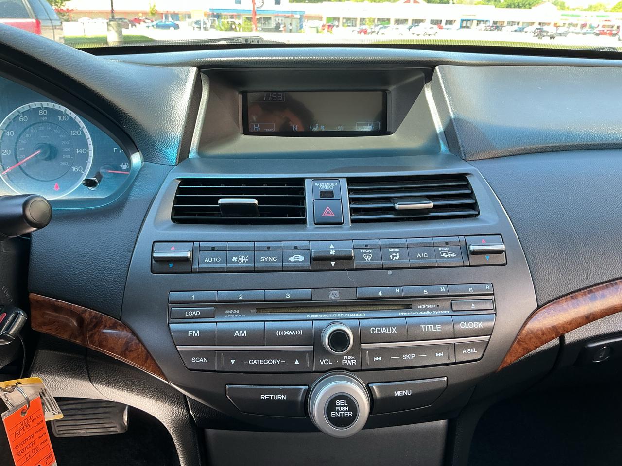Honda Accord EX-L V-6 Sedan AT 2011
