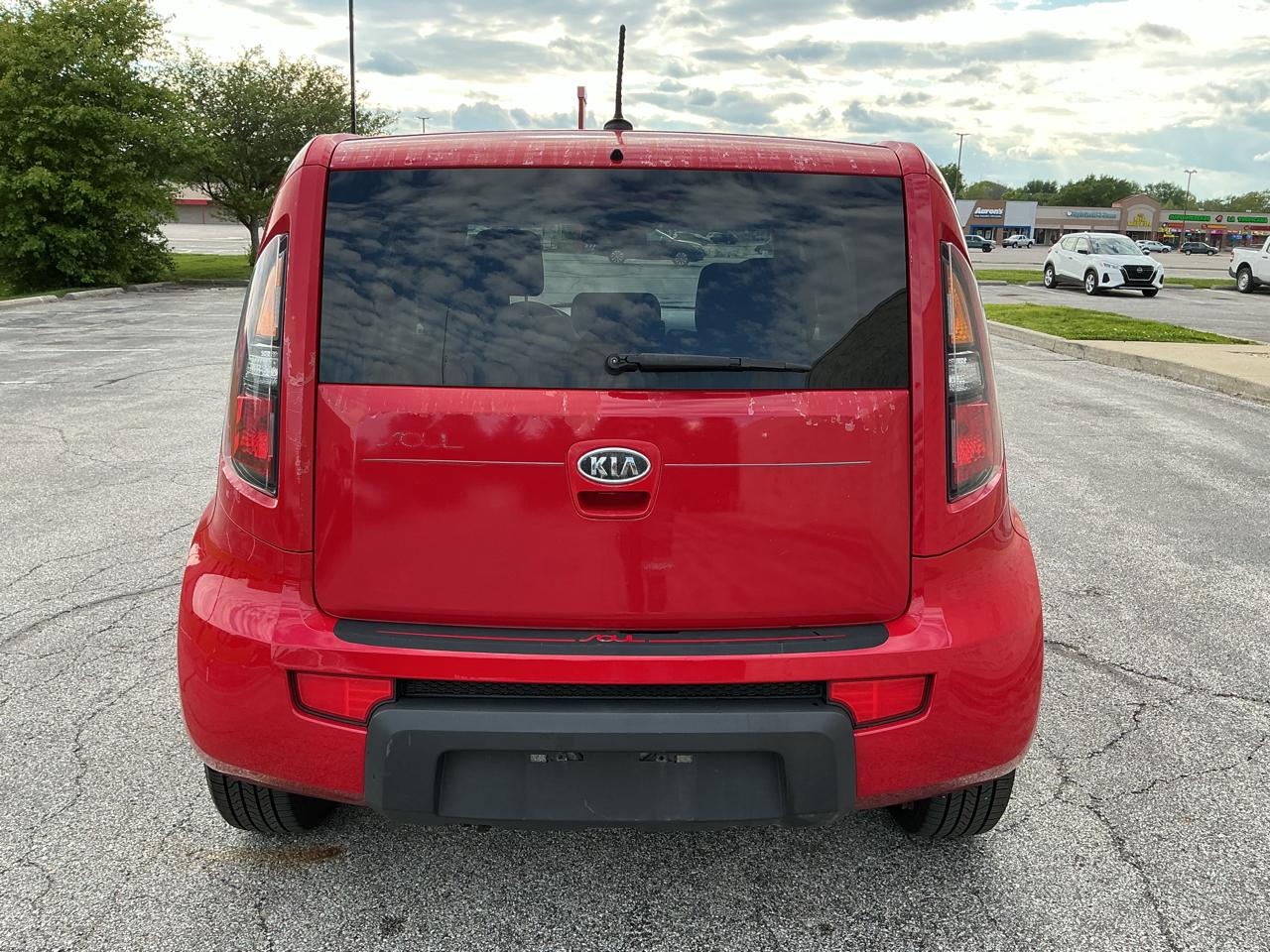Kia Soul + 2011
