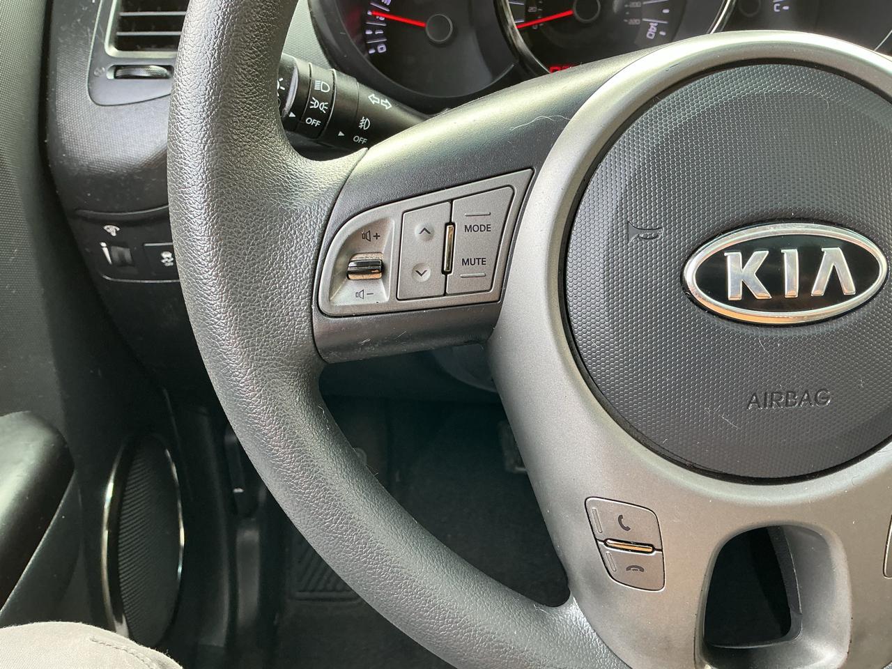 Kia Soul + 2011