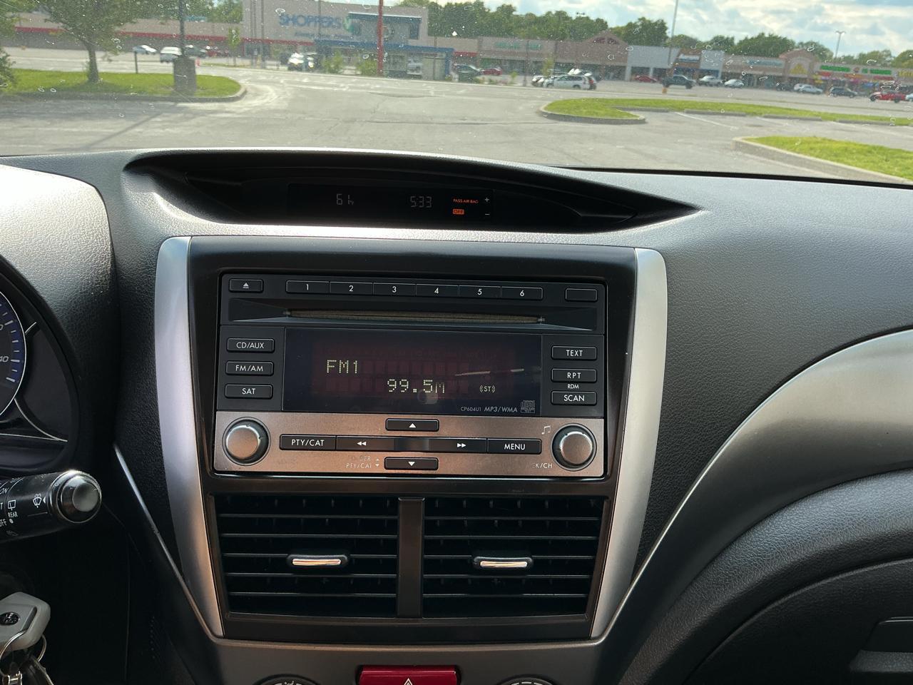 Subaru Forester 2.5X 2012