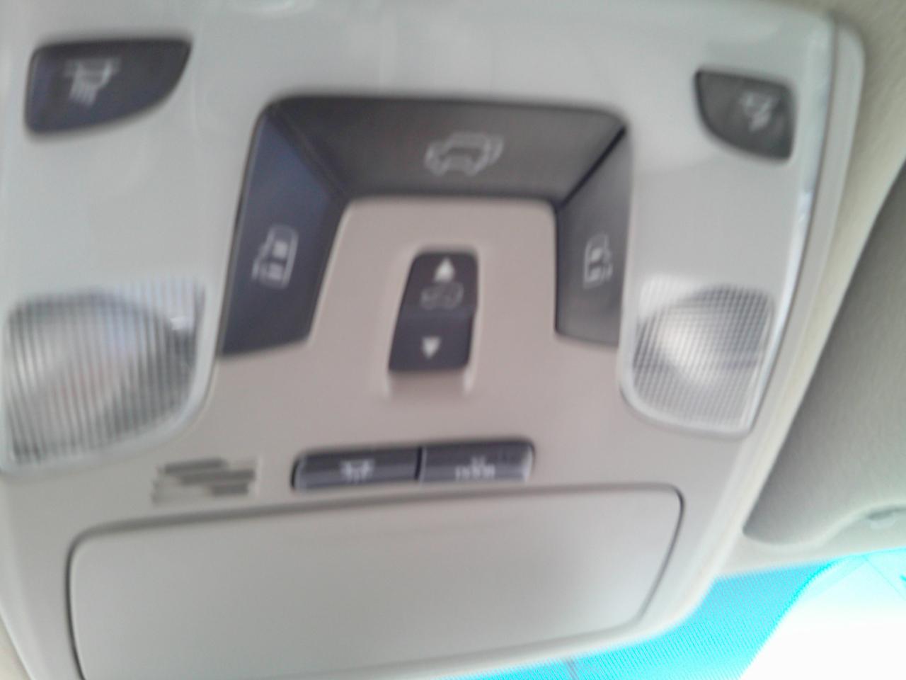 Toyota Sienna XLE FWD 8-Passenger V6 2013