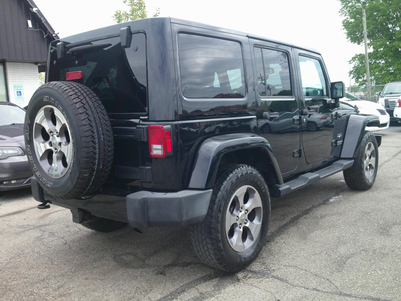 Jeep Wrangler Unlimited Sahara 4WD 2016