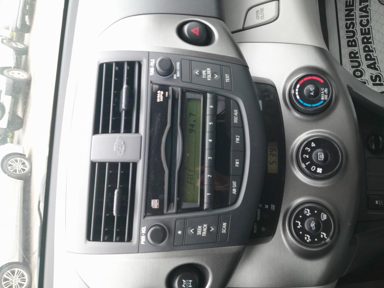 Toyota RAV4 LE 4D SUV AWD 2009