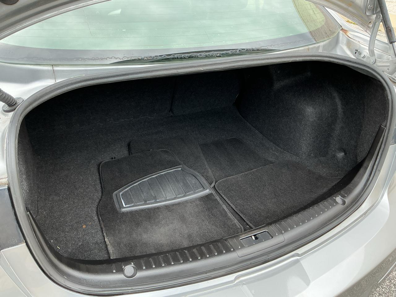 Mazda MAZDA3 i Sport 4-Door 2013