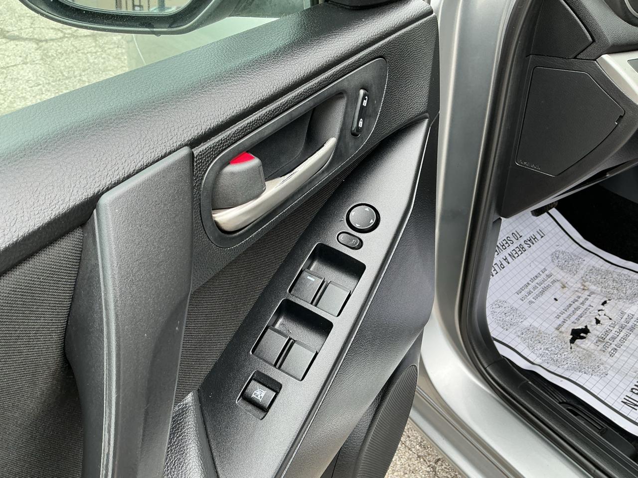 Mazda MAZDA3 i Sport 4-Door 2013