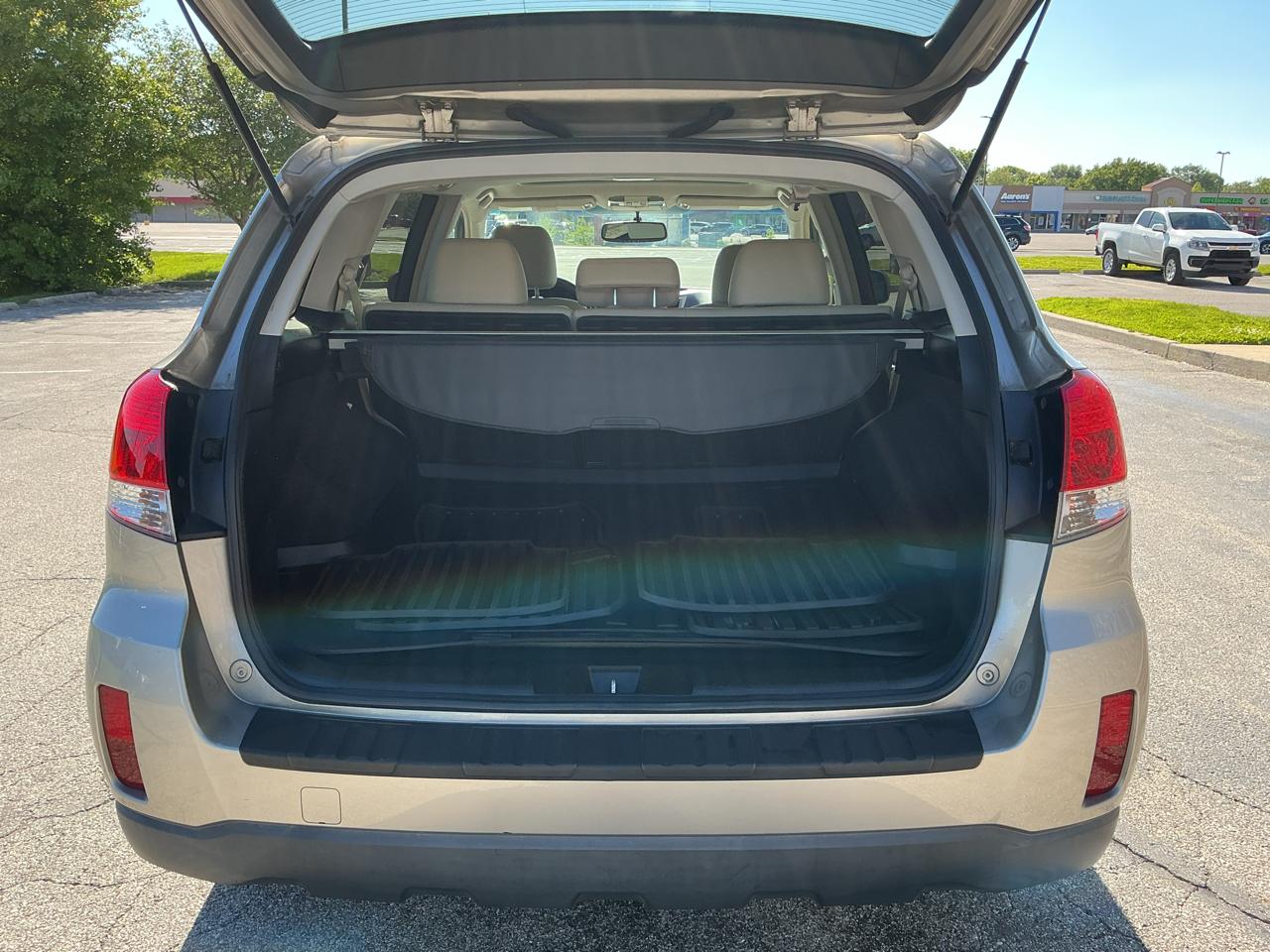 Subaru Outback 2.5i Limited 2014