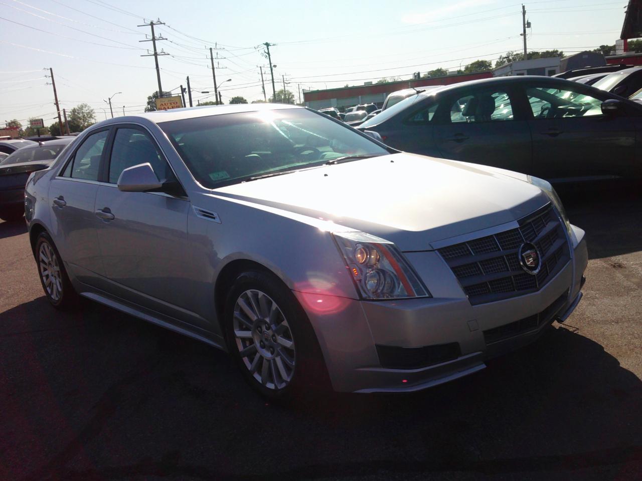 Cadillac CTS 3.0L Base AWD 2010