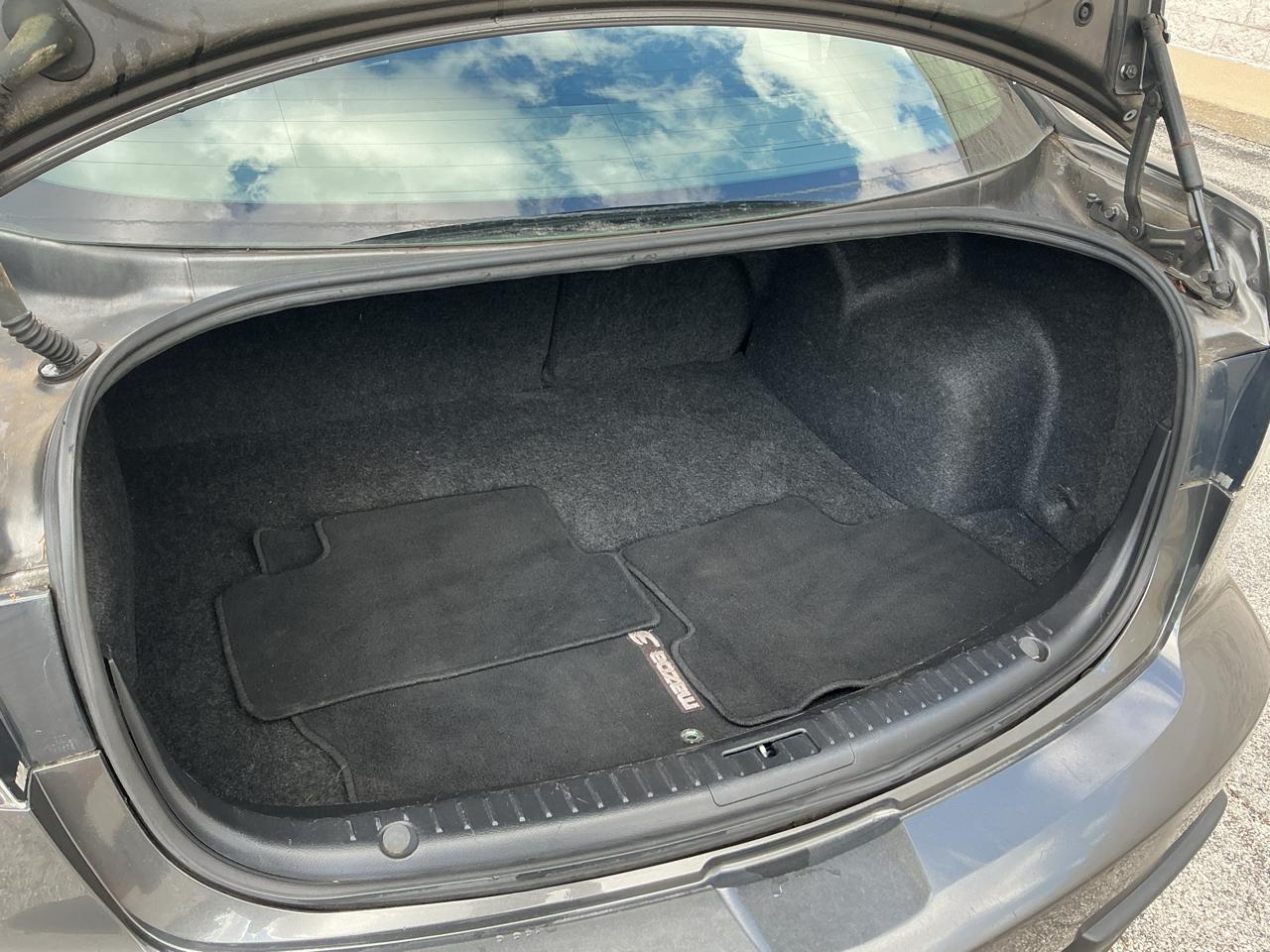 Mazda MAZDA3 i Touring 4-door 2010